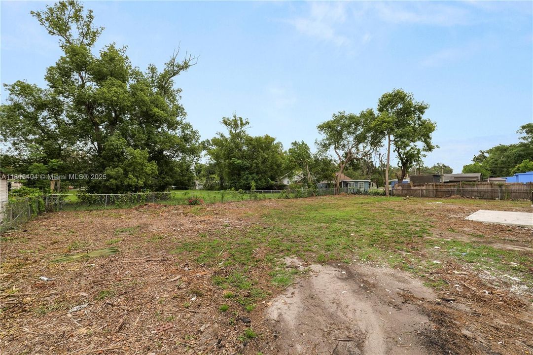 Vendido Recientemente: $289,900 (3 camas, 2 baños, 0 Pies cuadrados)
