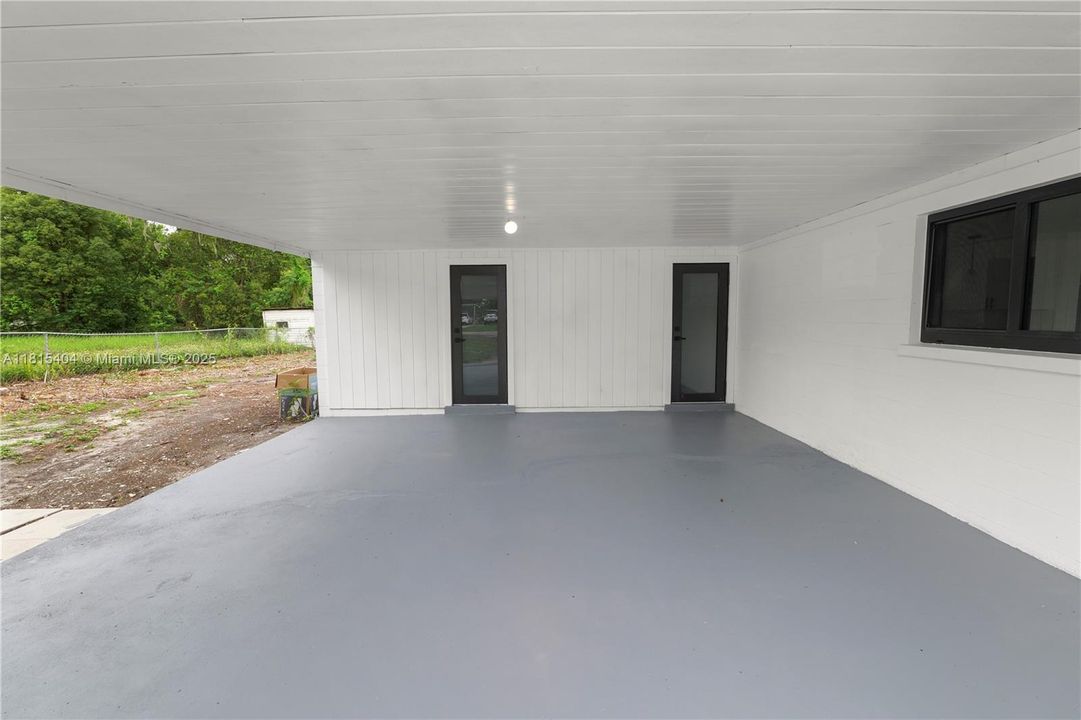 Vendido Recientemente: $289,900 (3 camas, 2 baños, 0 Pies cuadrados)