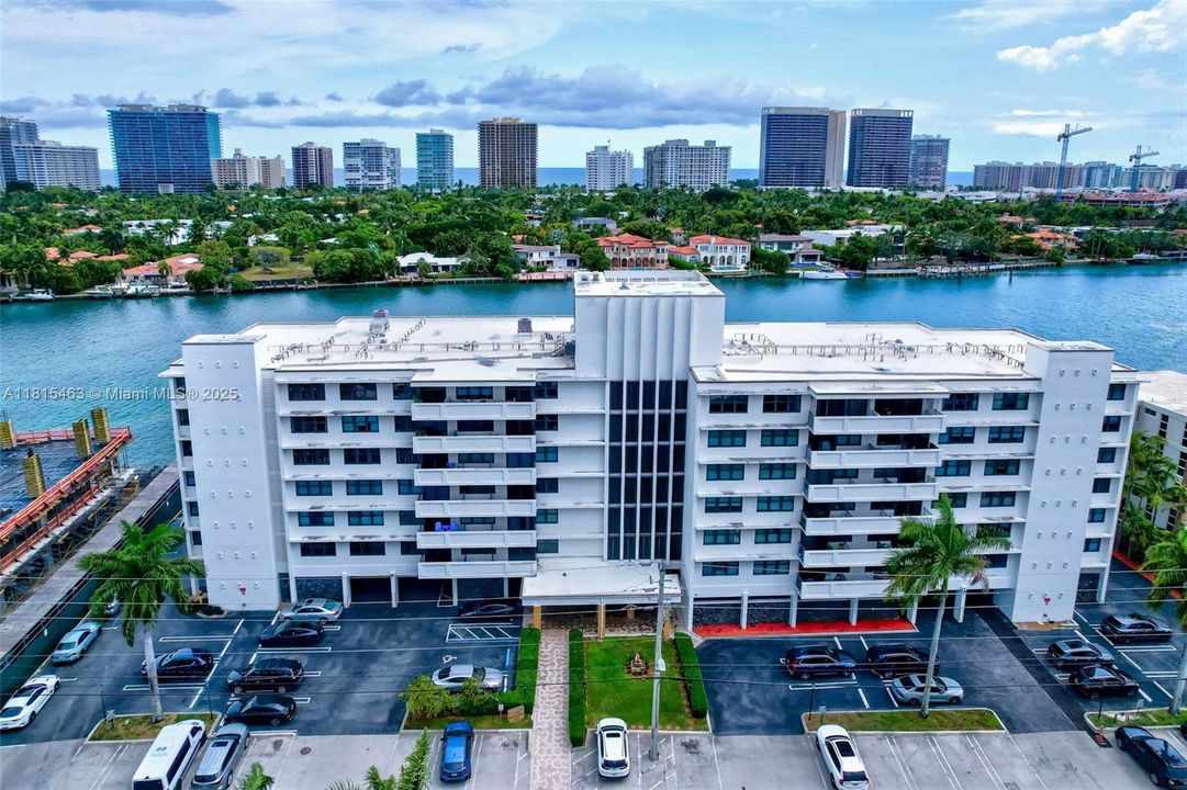 The Belmont Building Front view