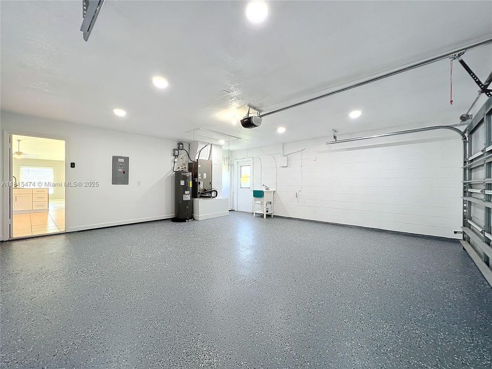 最近售出: $559,900 (4 贝兹, 2 浴室, 0 平方英尺)