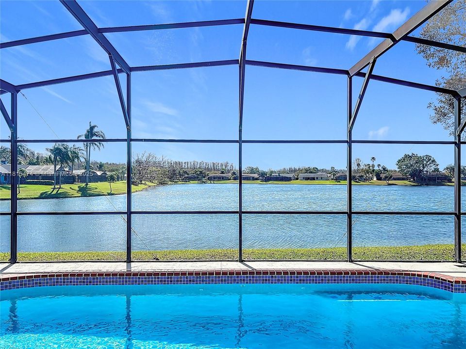 最近售出: $559,900 (4 贝兹, 2 浴室, 0 平方英尺)