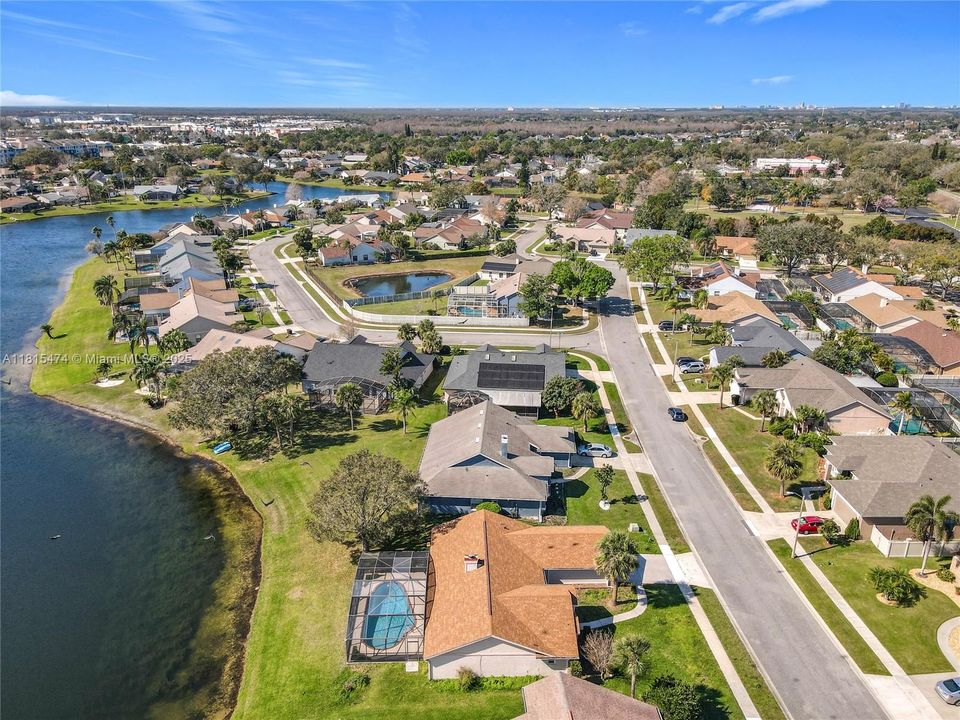 最近售出: $559,900 (4 贝兹, 2 浴室, 0 平方英尺)