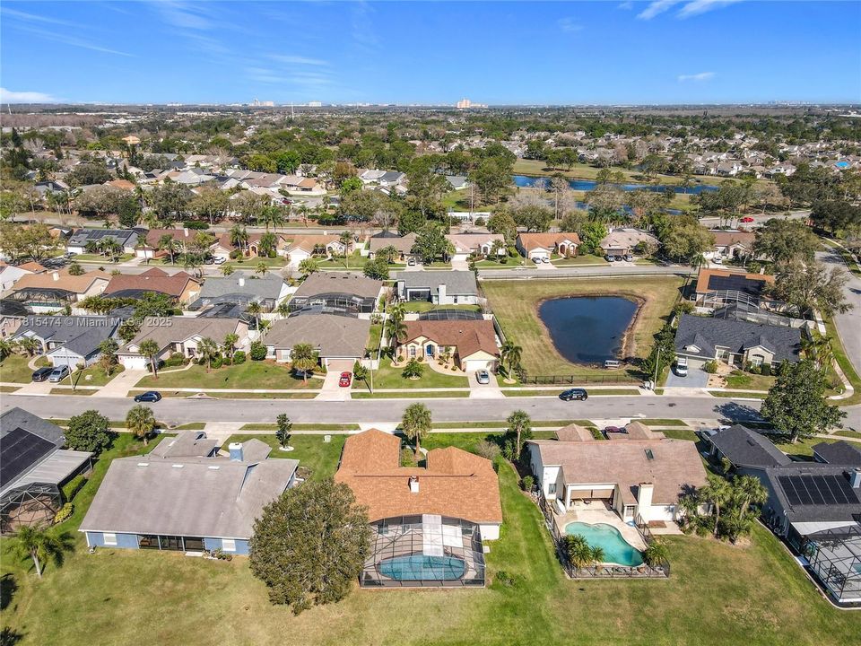 最近售出: $559,900 (4 贝兹, 2 浴室, 0 平方英尺)