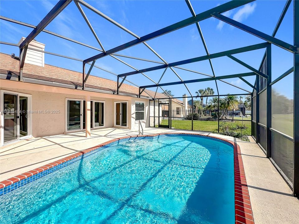 最近售出: $559,900 (4 贝兹, 2 浴室, 0 平方英尺)