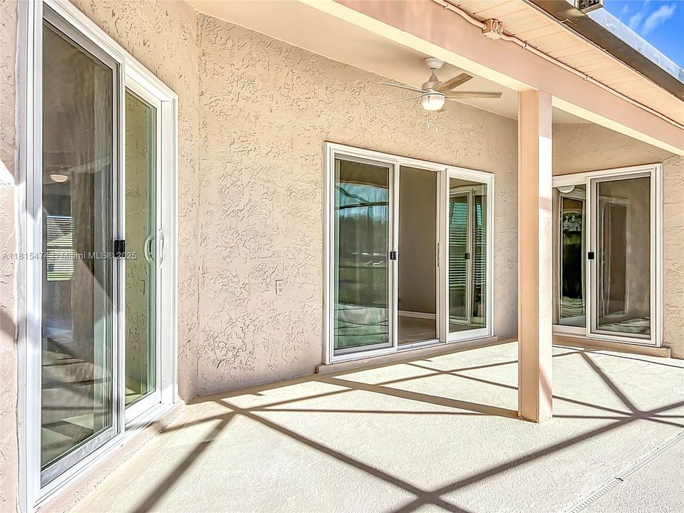 最近售出: $559,900 (4 贝兹, 2 浴室, 0 平方英尺)