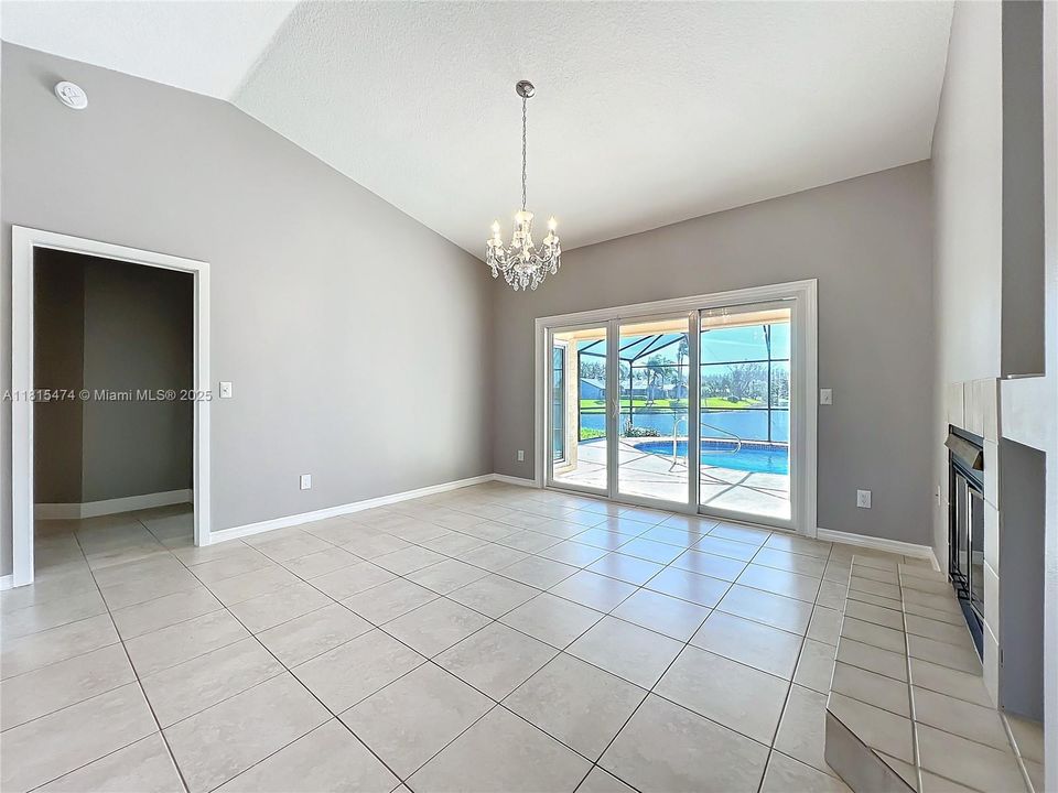 最近售出: $559,900 (4 贝兹, 2 浴室, 0 平方英尺)