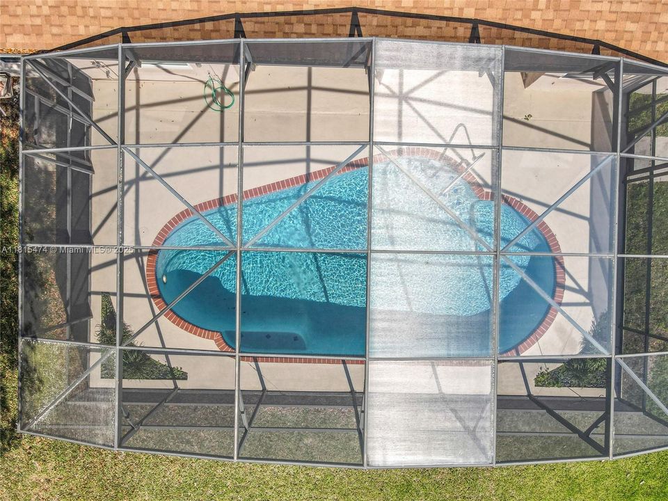 最近售出: $559,900 (4 贝兹, 2 浴室, 0 平方英尺)