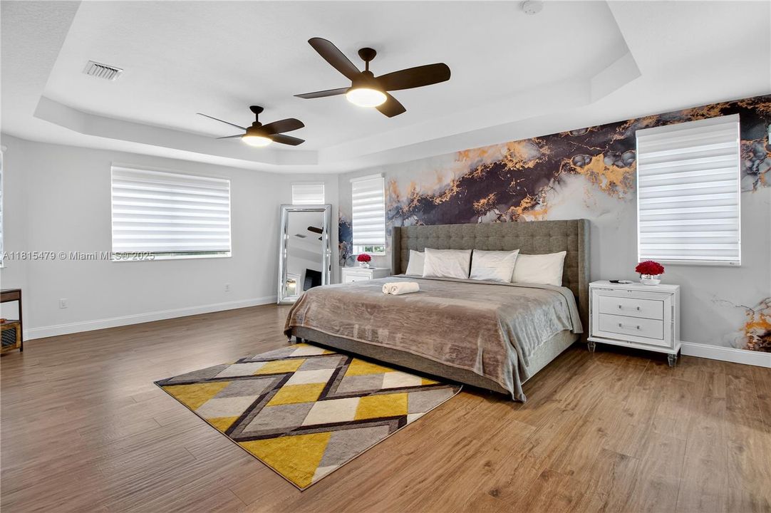 For Sale: $1,370,000 (5 beds, 4 baths, 3371 Square Feet)