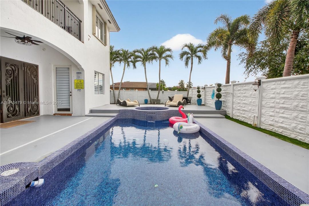 For Sale: $1,370,000 (5 beds, 4 baths, 3371 Square Feet)