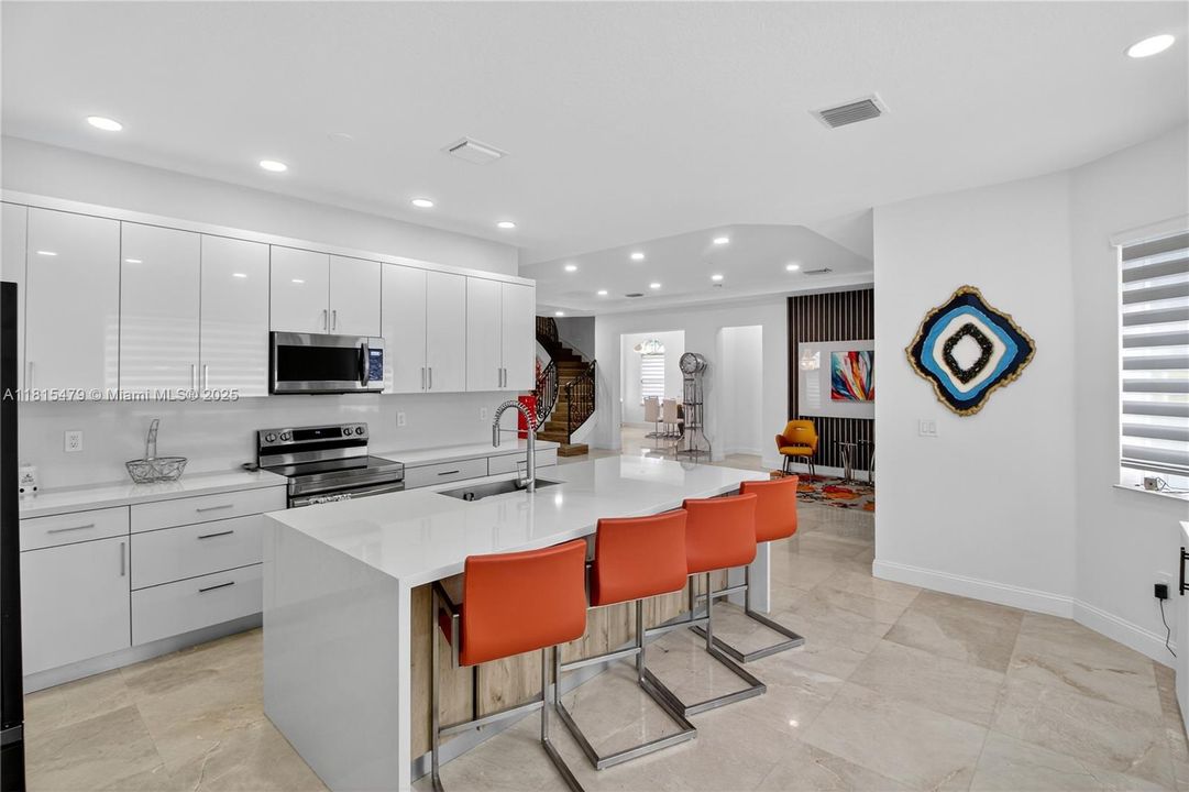 For Sale: $1,370,000 (5 beds, 4 baths, 3371 Square Feet)