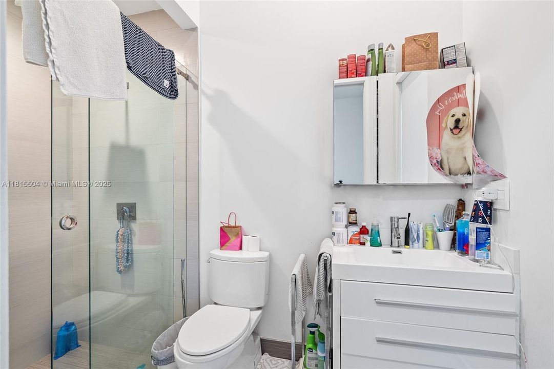 For Sale: $5,850,000 (6 beds, 6 baths, 4868 Square Feet)