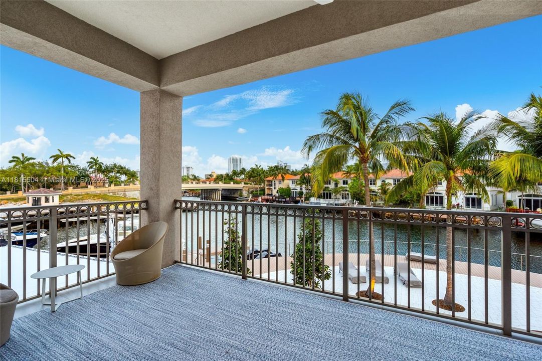 For Sale: $5,850,000 (6 beds, 6 baths, 4868 Square Feet)