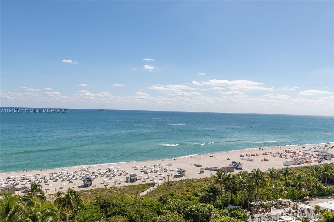 合同活跃: $14,000 (1 贝兹, 1 浴室, 866 平方英尺)