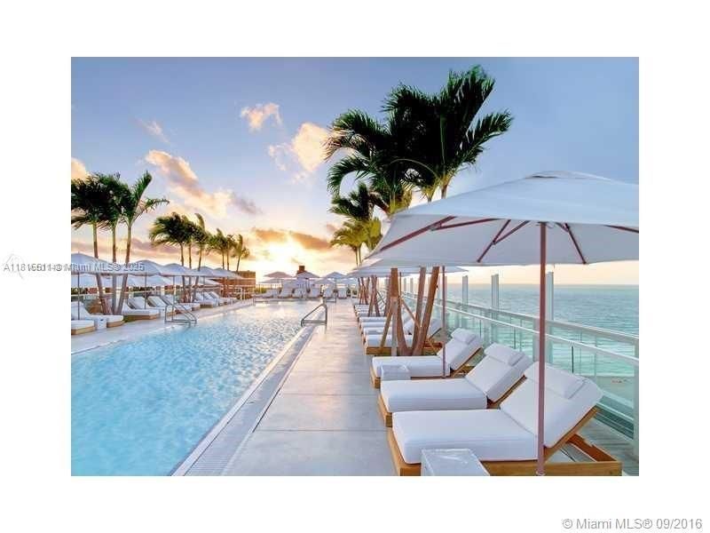 合同活跃: $14,000 (1 贝兹, 1 浴室, 866 平方英尺)