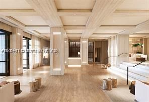 合同活跃: $14,000 (1 贝兹, 1 浴室, 866 平方英尺)