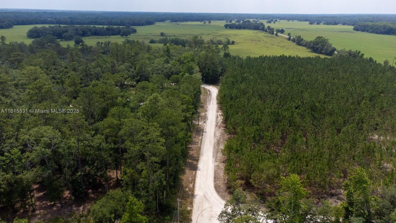 最近售出: $26,000 (1.60 acres)