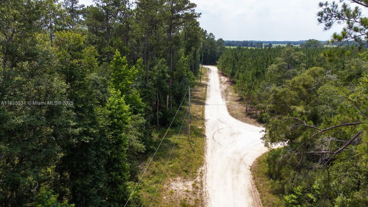 最近售出: $26,000 (1.60 acres)