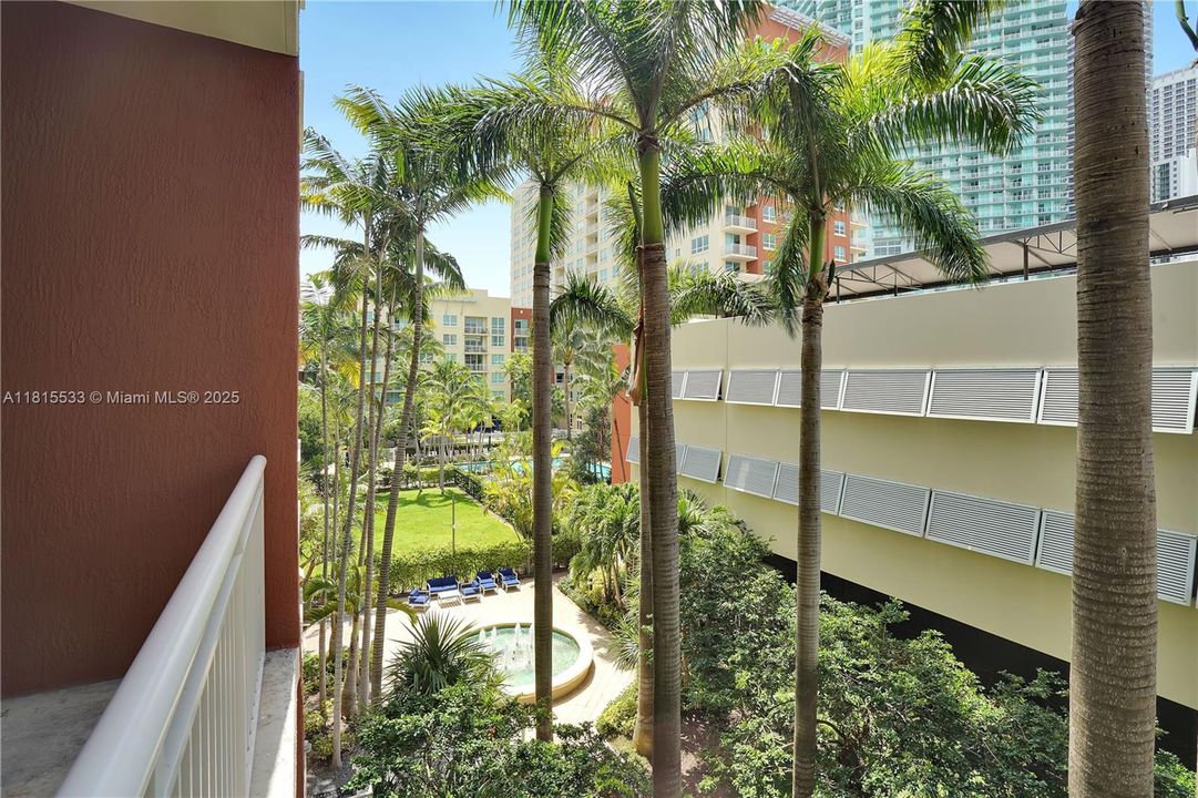 На продажу: $369,000 (1 спален, 1 ванн, 723 Квадратных фут)