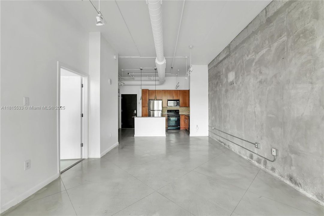 На продажу: $369,000 (1 спален, 1 ванн, 723 Квадратных фут)