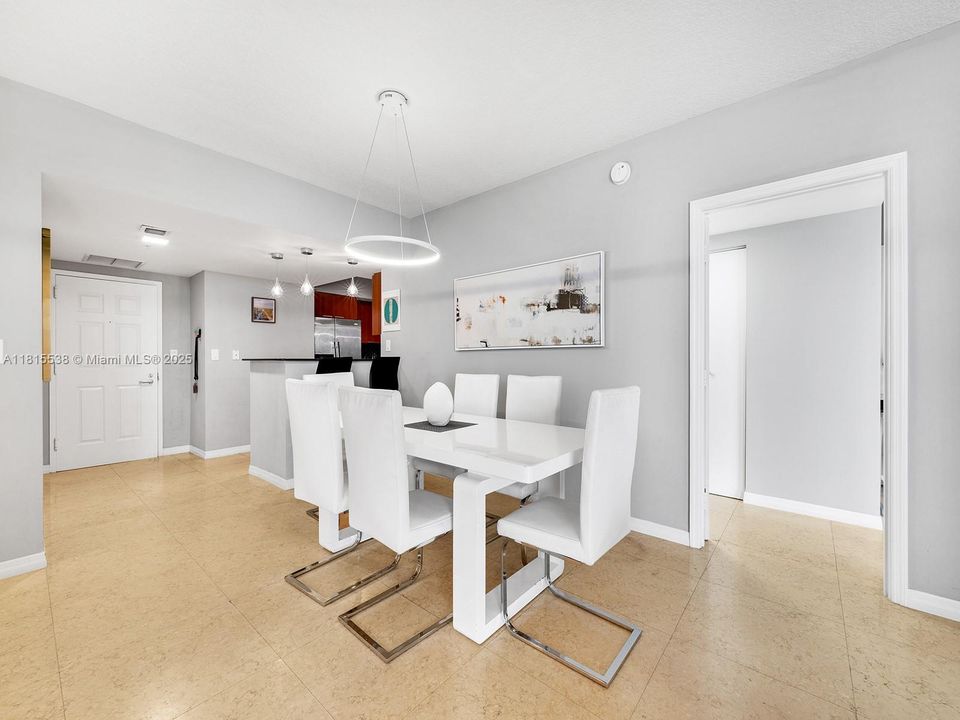 For Sale: $1,200,000 (3 beds, 2 baths, 1637 Square Feet)