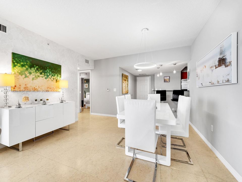 For Sale: $1,200,000 (3 beds, 2 baths, 1637 Square Feet)