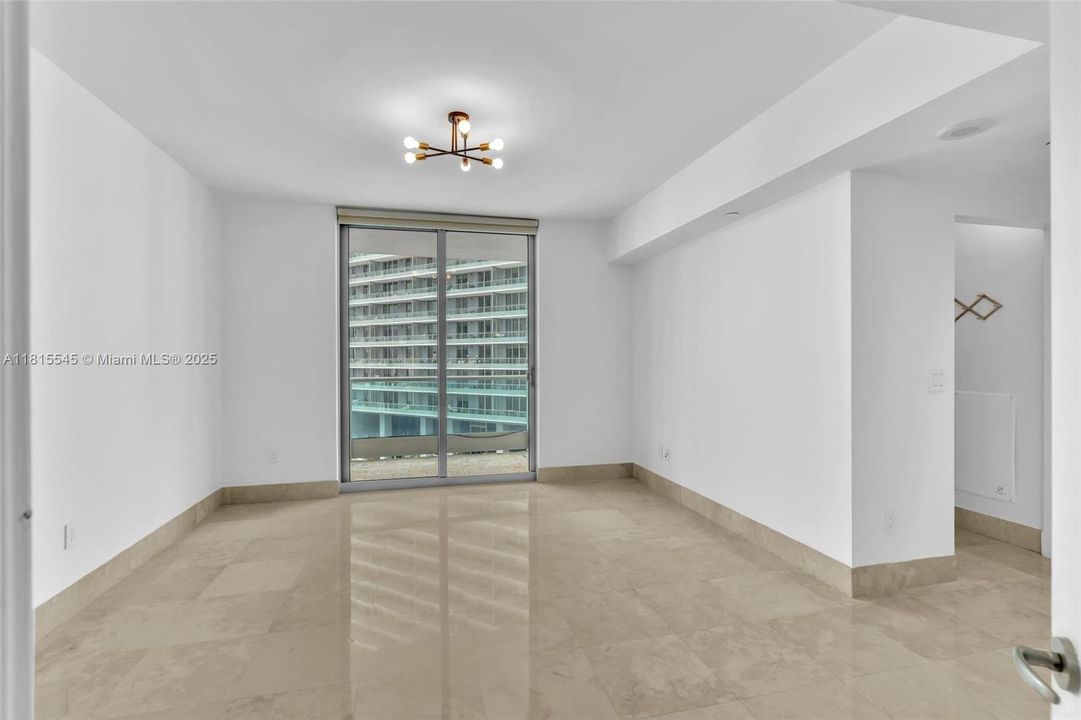 На продажу: $1,298,000 (2 спален, 2 ванн, 1529 Квадратных фут)