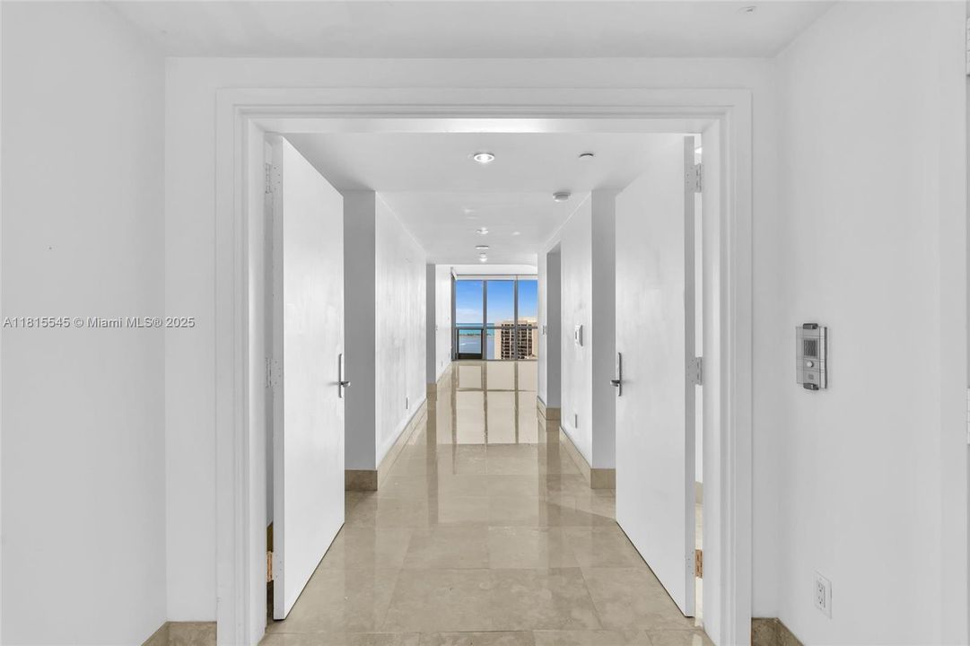 На продажу: $1,298,000 (2 спален, 2 ванн, 1529 Квадратных фут)