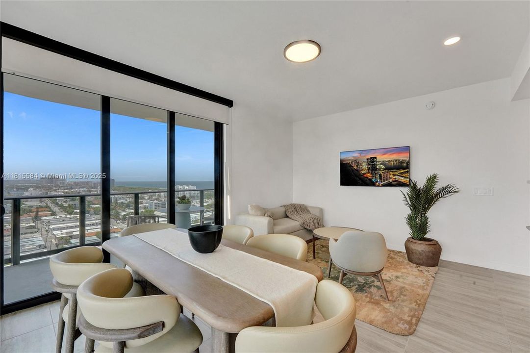 En Venta: $2,295,000 (3 camas, 2 baños, 1042 Pies cuadrados)