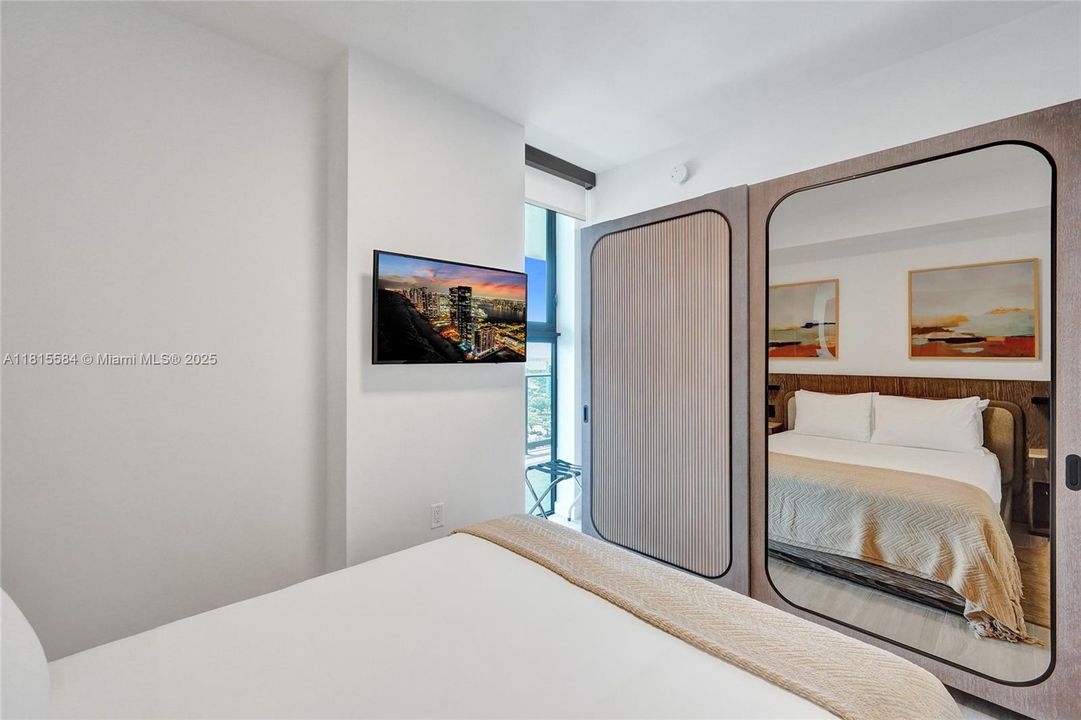 En Venta: $2,295,000 (3 camas, 2 baños, 1042 Pies cuadrados)