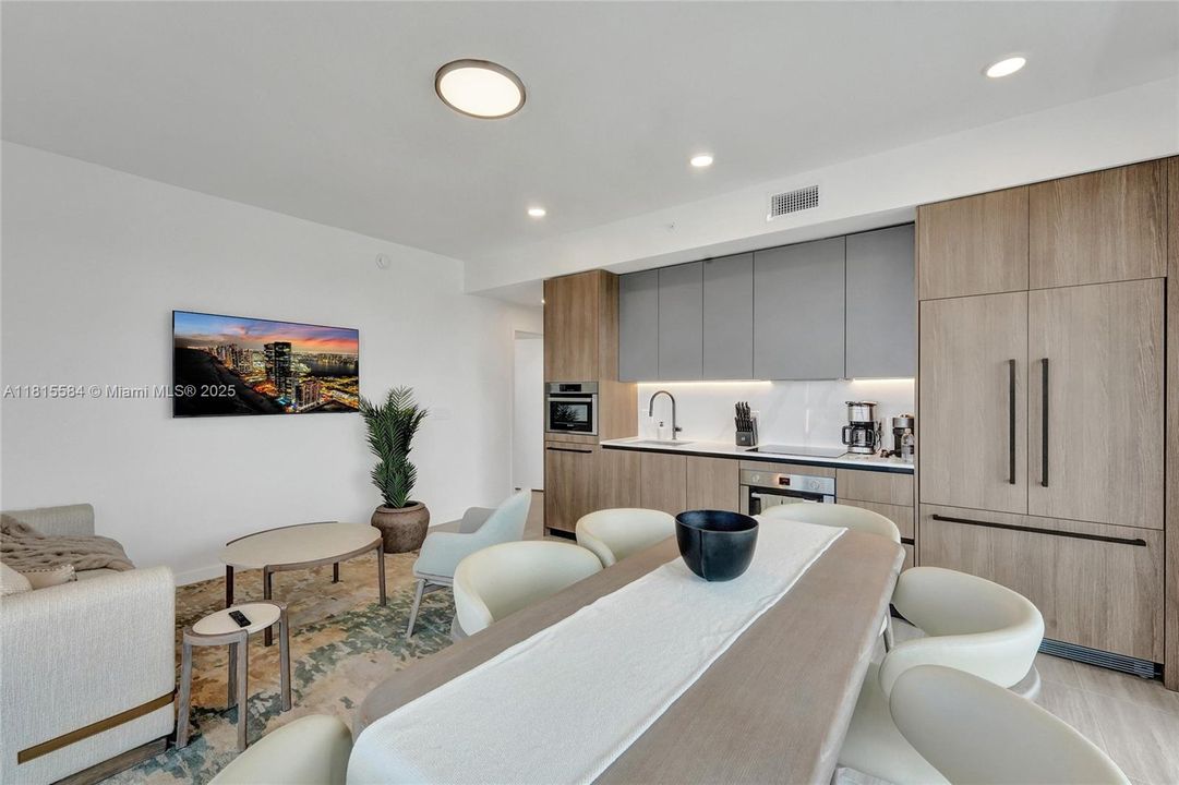 En Venta: $2,295,000 (3 camas, 2 baños, 1042 Pies cuadrados)