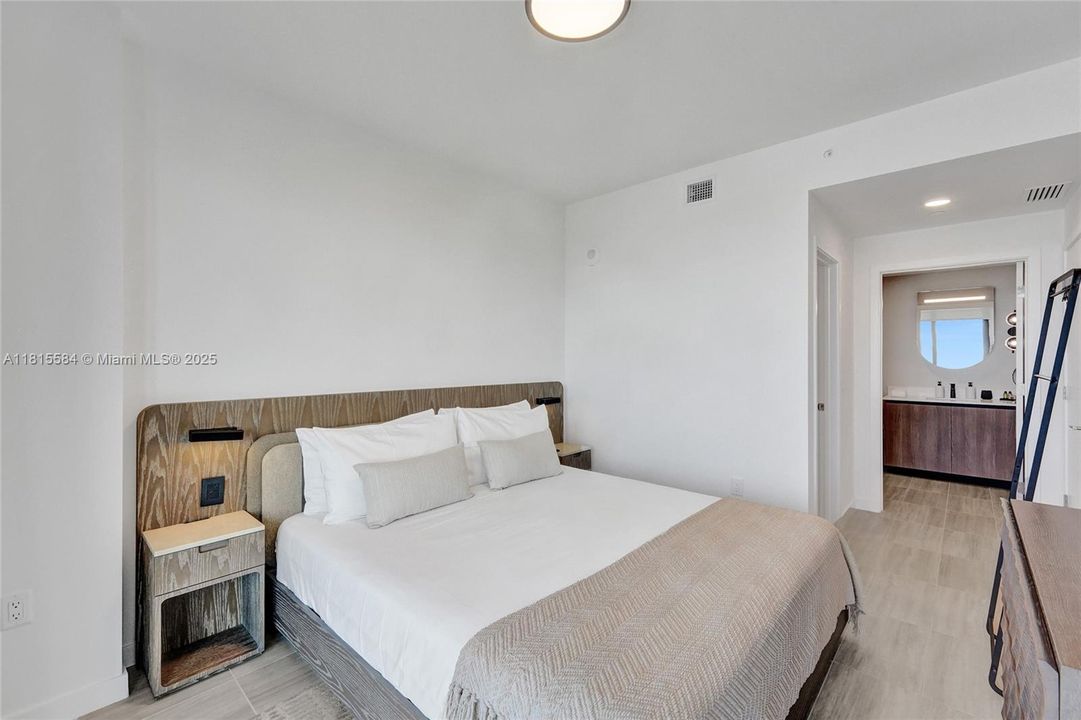 En Venta: $2,295,000 (3 camas, 2 baños, 1042 Pies cuadrados)