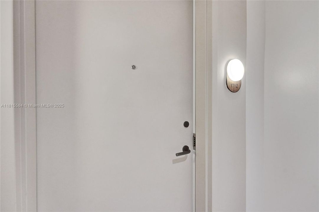 En Venta: $2,295,000 (3 camas, 2 baños, 1042 Pies cuadrados)