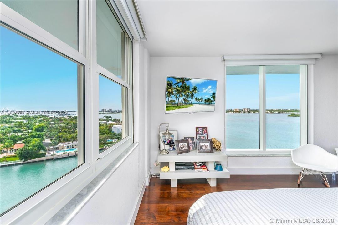 Recientemente alquilado: $4,750 (2 camas, 2 baños, 1340 Pies cuadrados)