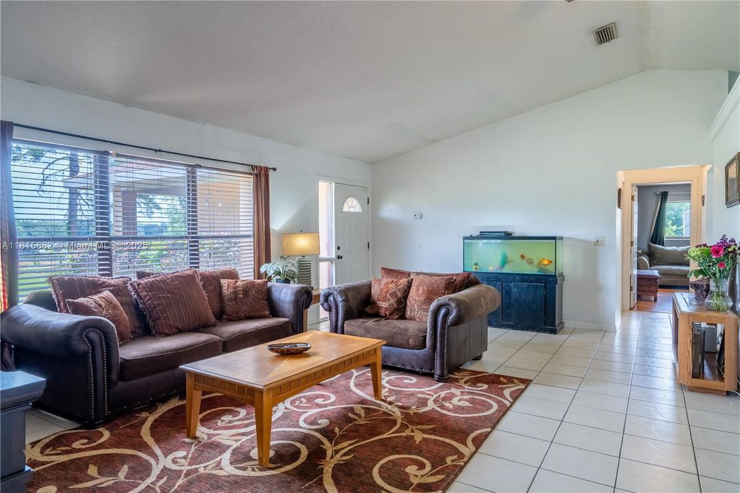 На продажу: $769,000 (3 спален, 2 ванн, 0 Квадратных фут)