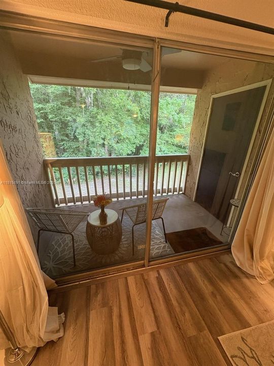 Activo con contrato: $124,700 (1 camas, 1 baños, 760 Pies cuadrados)