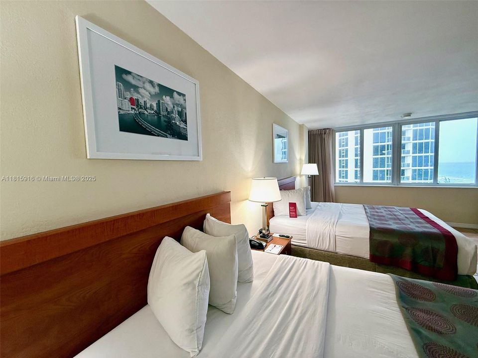 待售: $109,000 (0 贝兹, 1 浴室, 410 平方英尺)