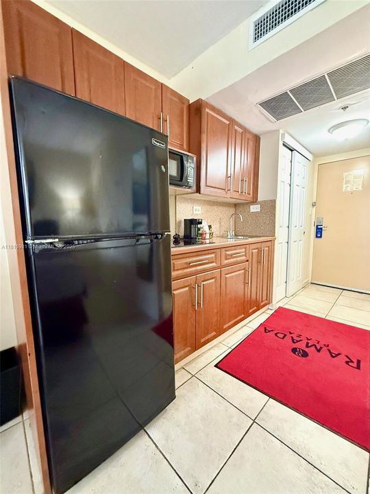 На продажу: $95,000 (0 спален, 1 ванн, 360 Квадратных фут)