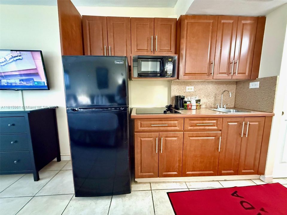 На продажу: $95,000 (0 спален, 1 ванн, 360 Квадратных фут)