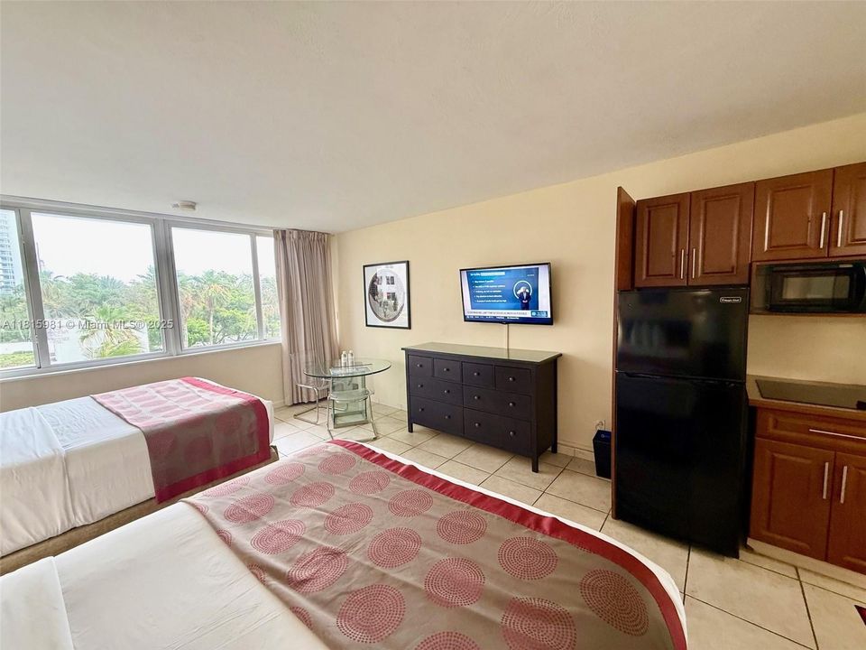 На продажу: $95,000 (0 спален, 1 ванн, 360 Квадратных фут)