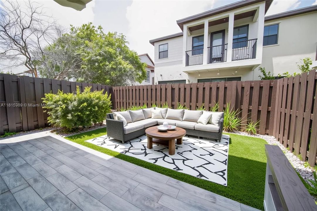 Recently Rented: $4,300 (4 beds, 3 baths, 2156 Square Feet)