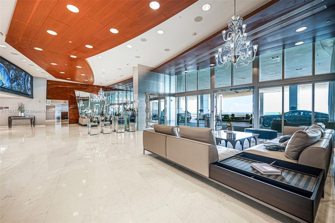 На продажу: $2,995,000 (3 спален, 3 ванн, 1933 Квадратных фут)