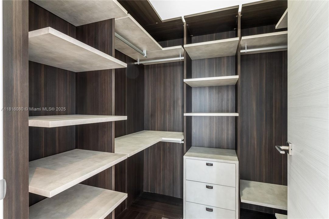 En Venta: $8,800,000 (4 camas, 5 baños, 3882 Pies cuadrados)