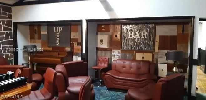 140 JAYCEE LIONS DRLABELLE, FL 33935