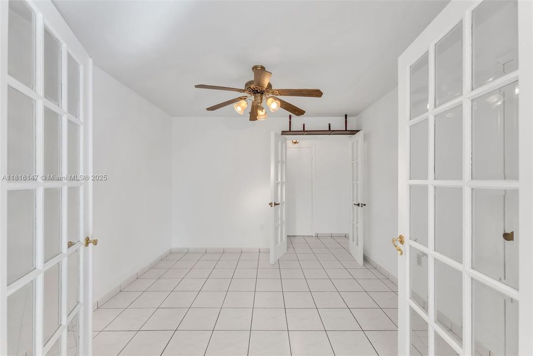 На продажу: $790,000 (3 спален, 2 ванн, 1796 Квадратных фут)