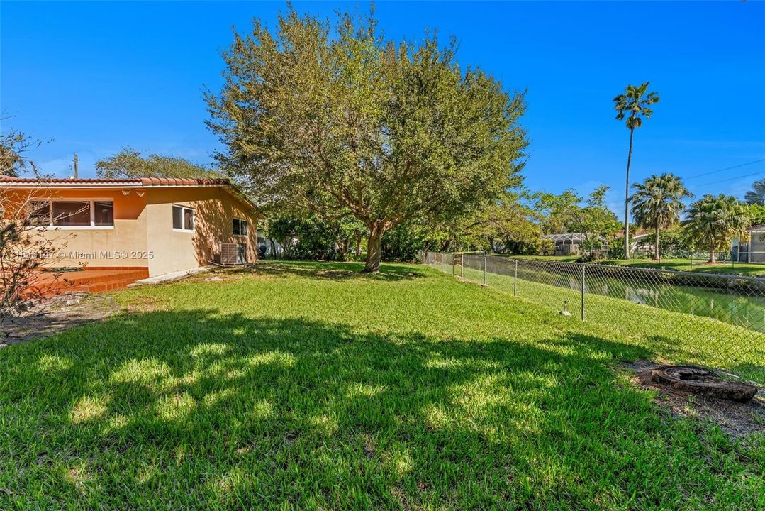 На продажу: $790,000 (3 спален, 2 ванн, 1796 Квадратных фут)