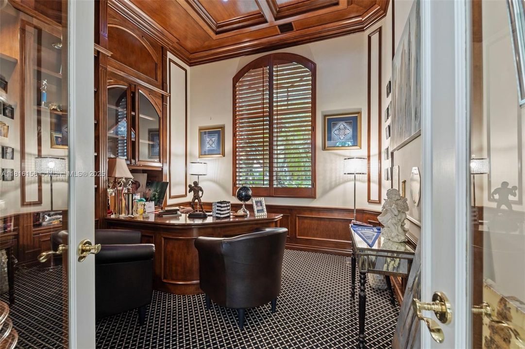 Recently Sold: $2,200,000 (3 beds, 3 baths, 3509 Square Feet)