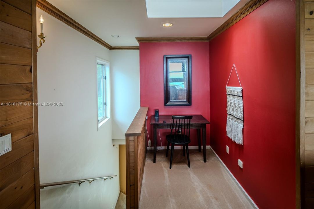 For Sale: $1,850,000 (5 beds, 4 baths, 3714 Square Feet)