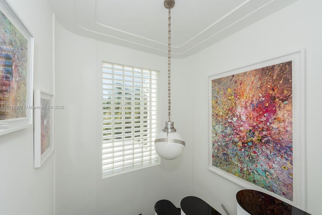 En Venta: $4,950,000 (4 camas, 4 baños, 3725 Pies cuadrados)