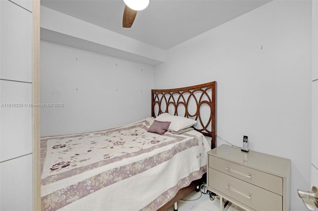 En Venta: $294,750 (2 camas, 2 baños, 850 Pies cuadrados)