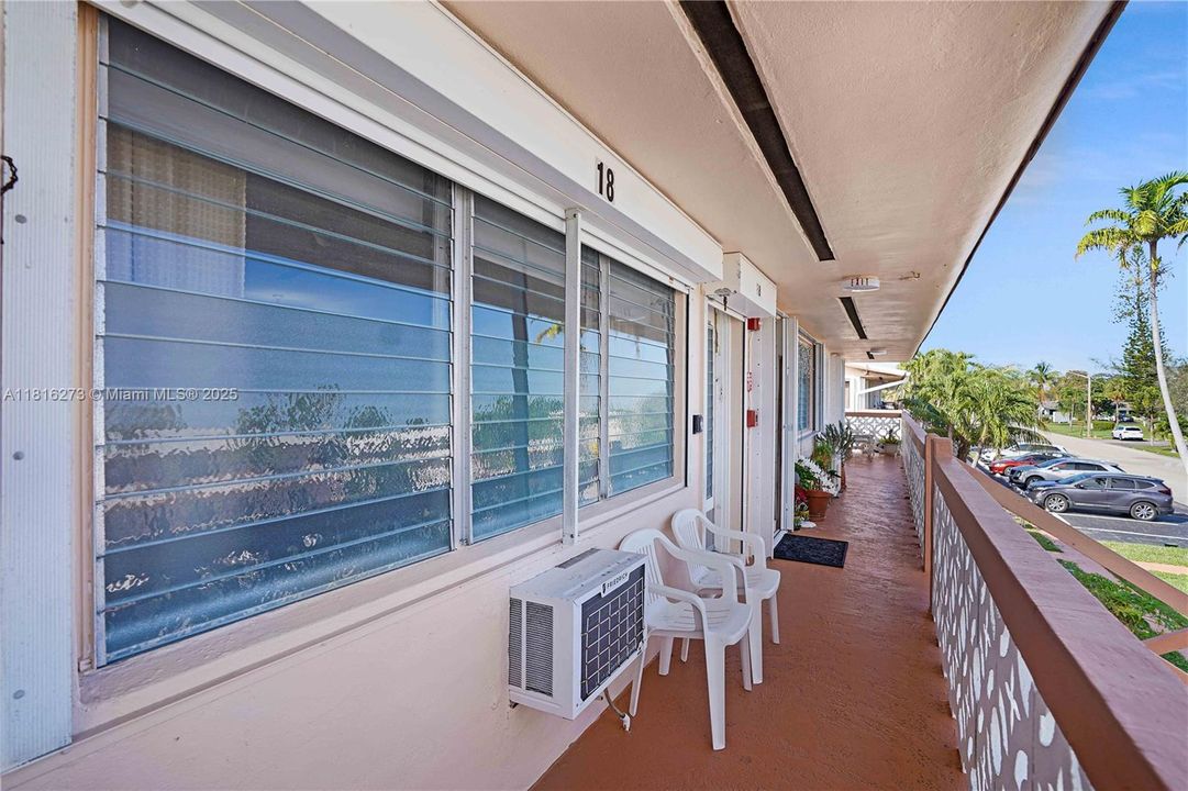 待售: $99,900 (1 贝兹, 1 浴室, 625 平方英尺)